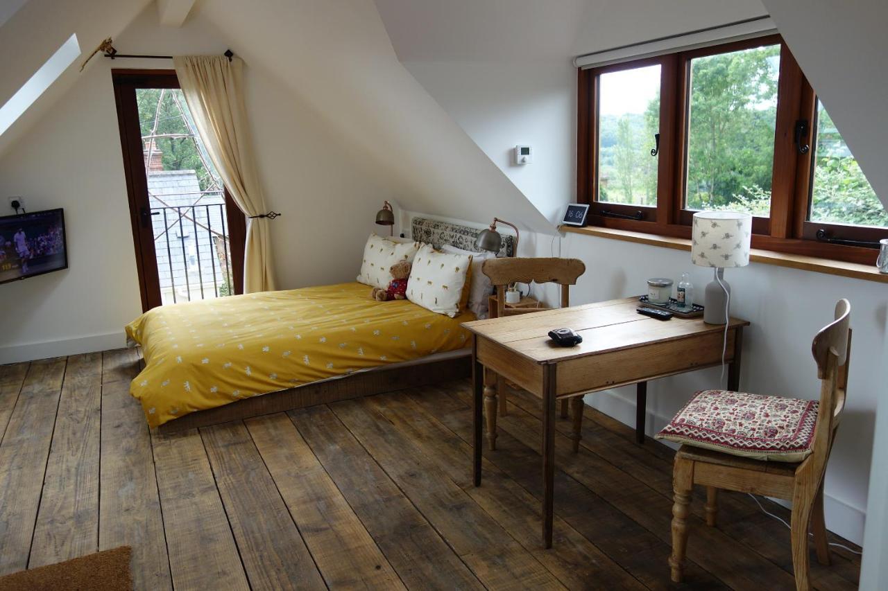 The Roost Apartment Semley Екстериор снимка