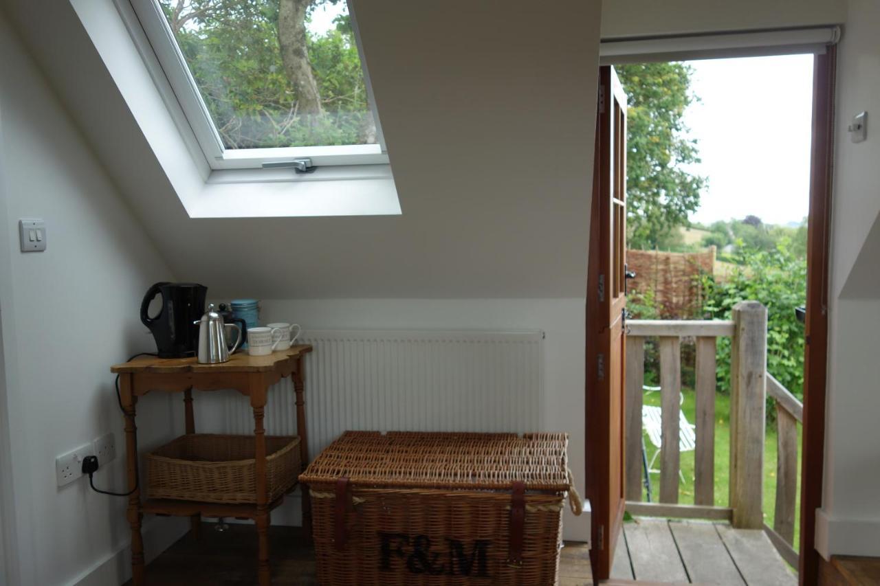 The Roost Apartment Semley Екстериор снимка