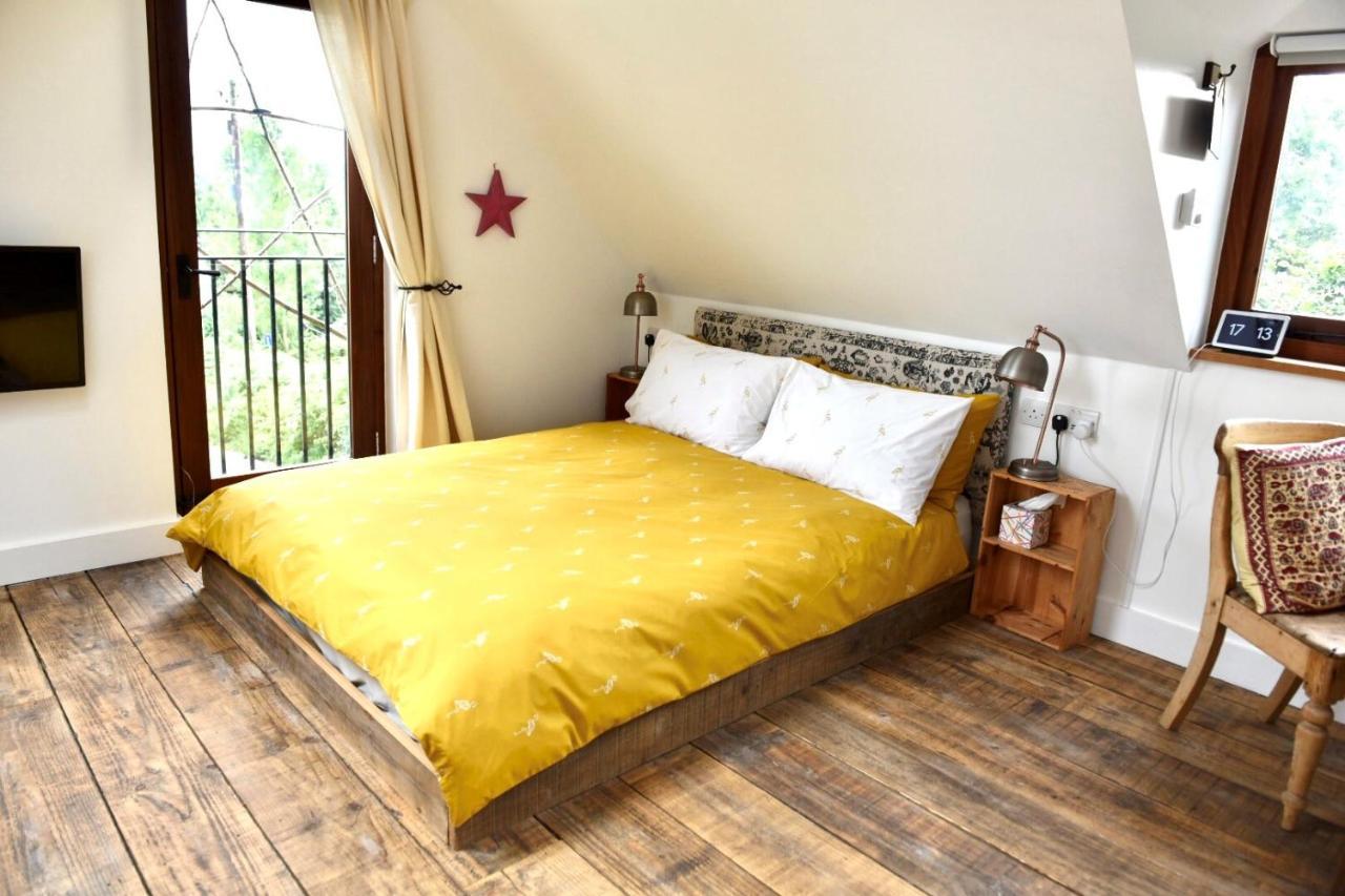 The Roost Apartment Semley Екстериор снимка